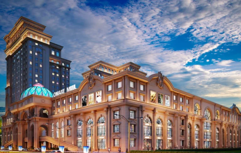Front view of Omaxe Mall in Sector 79 Faridabad – modern retail and entertainment hub